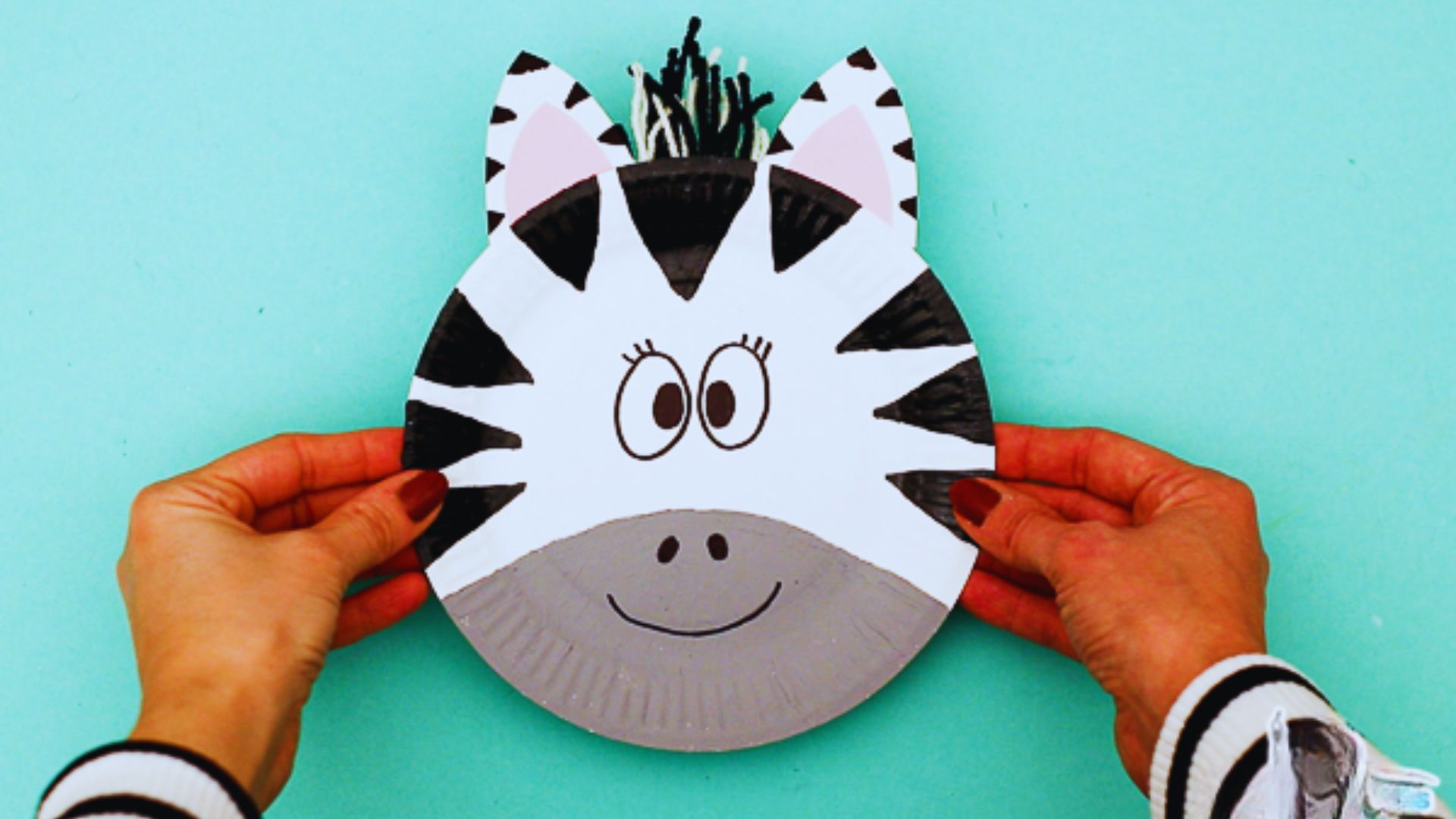 7. Paper Plate Zebra Craft