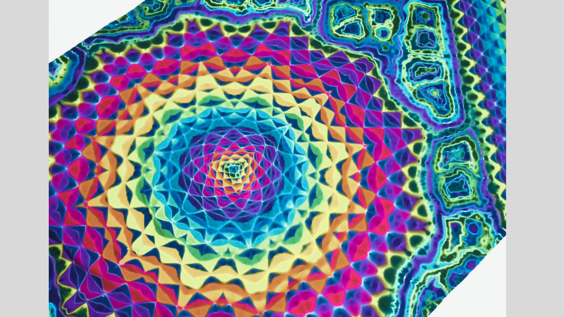 19. Mandala (Kaleidoscope) Tie Dye