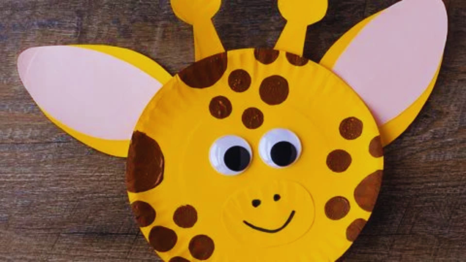 10. Paper Plate Giraffe Craft