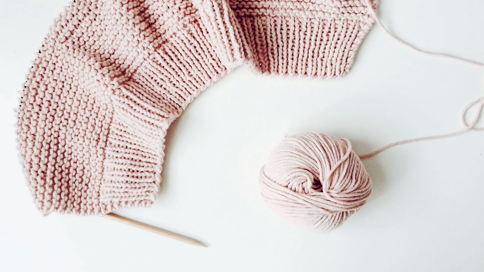 How to Decide Which Knitting Style Is Right for You