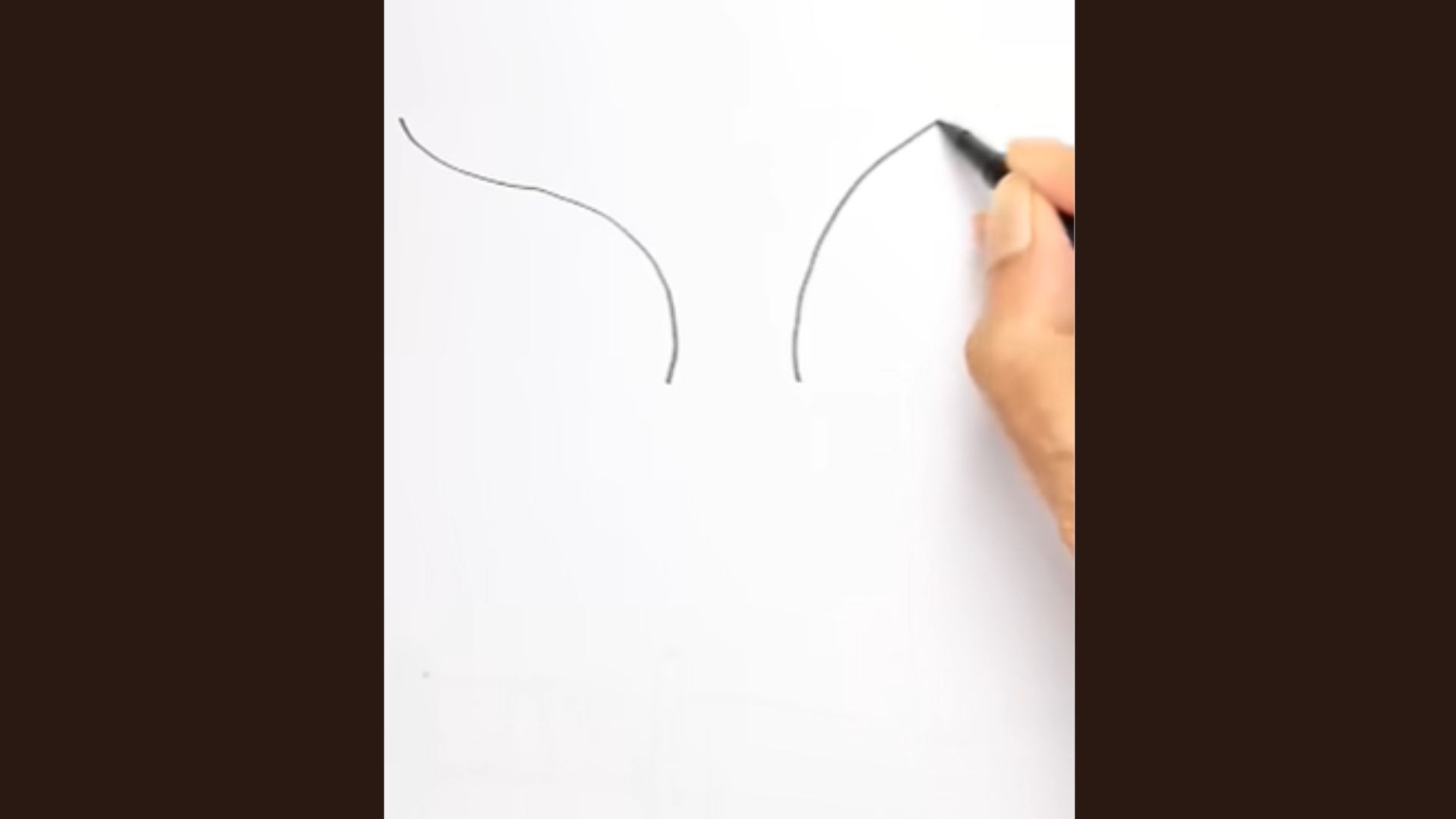 Two simple curved angel wing outlines drawn first on both sides.