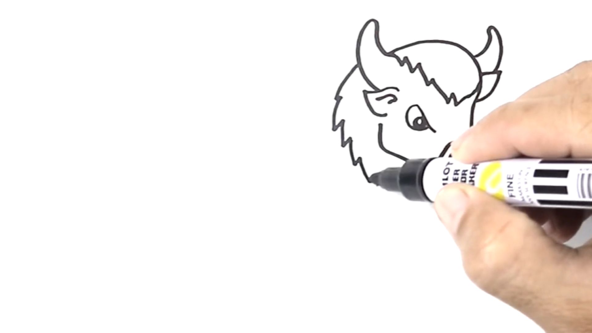 "Visual guide demonstrating how to create a drawing with a marker, highlighting essential drawing techniques."